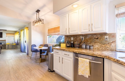 Indio House | Splash Pad, Waterslide, B-ball Ct, Heated Pool & Spa, Fire Pit, Arcade Room, FUN