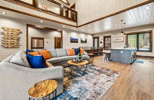 Pigeon Forge House | Splash Villa By Stony Brook Cabins