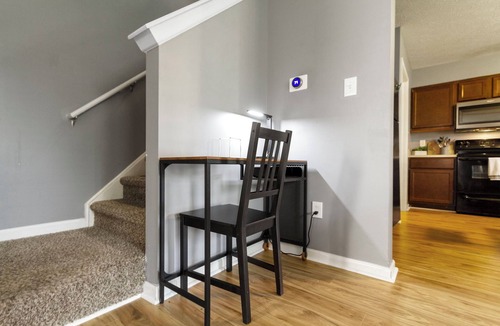 Wayne House | Splendid 4 Bed/2.5 Bath- Near Speedway