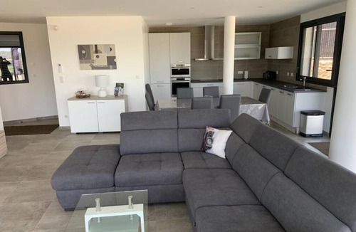 Cuers Villa | Splendid contemporary villa with private pool