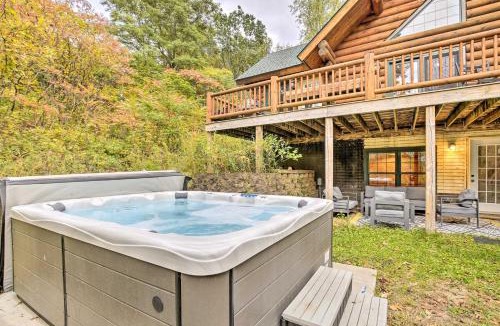 Lake City House | Splendid Family Cabin w/Hot Tub & Grill!
