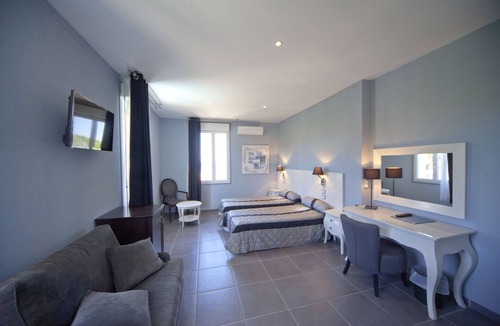 L'Ile-Rousse Hotel | Splendid Hotel