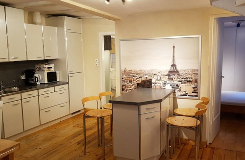Riquewihr House | Splendid house dating from 1561 in the heart of old Riquewihr, sleeps 6 to 11.