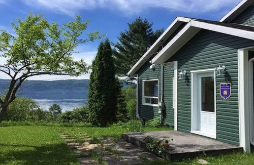 Sainte Rose du Nord House | Splendid VIEW of the Saguenay Fjord