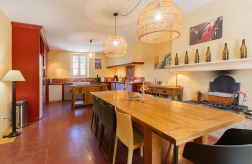 Trebes Apartment | Splendid Wine House, Manor from the 19th century