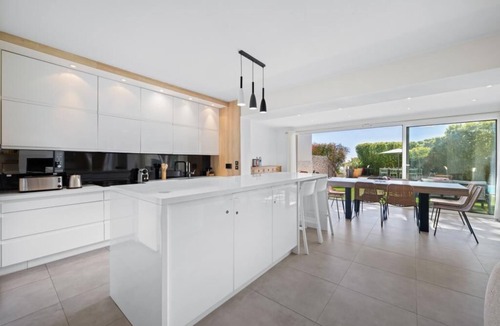 Caucade Villa | Splendide Villa/piscine vue mer