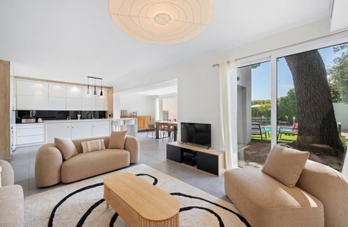 Caucade Villa | Splendide Villa/piscine vue mer