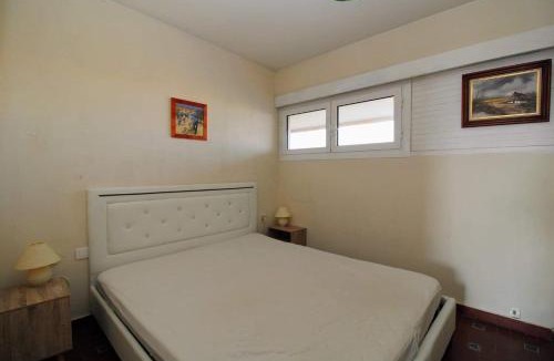 Saint-Cyprien Plage Apartment | Splendide Vue sur le port St Cyp
