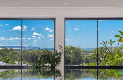 Caves Beach House | Splendour Hideaway - Luxury and pool - Caves Beach