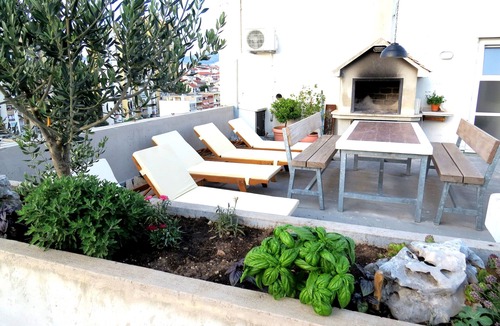 Split Apartment | Split apartment Toni