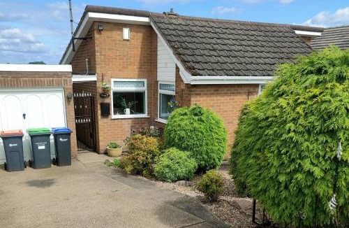 Skegby House | Split Level Bungalow - Sleeps4 - Close to walks