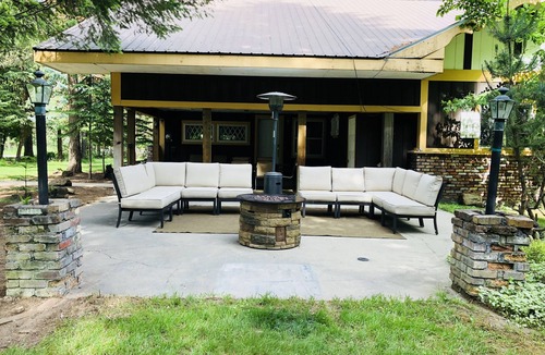 Loon Lake House | Spokane House - 5 Bed/2 Bath