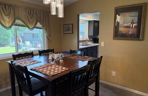 Fairwood House | Spokane Indoor Pool Home