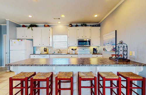 Port Bolivar House | Spoonbill: 3 BR, 2 BA House in Crystal Beach, Sleeps 12