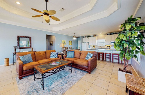 Port Bolivar House | Spoonbill: 3 BR, 2 BA House in Crystal Beach, Sleeps 12