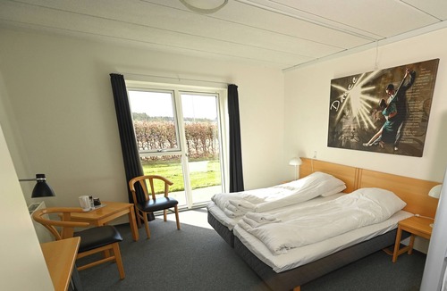 Farso Hotel | Sport & Academy