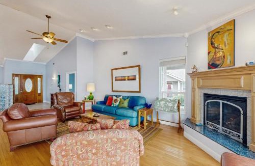 Harbor House | Sporthaven Beach House