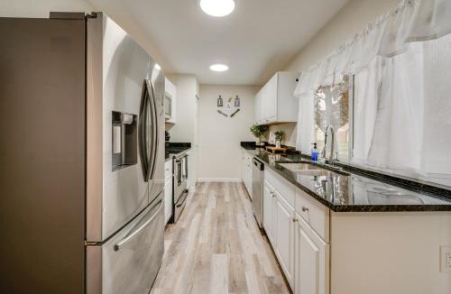 Grand Prairie House | Sports Fan Grand Prairie Base for Families!