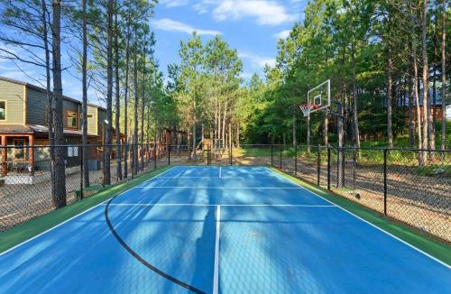Pickens House | Sportscourt Hot Tub Game Room Decks Playground