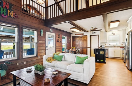 Slidell House | Sportsmans Retreat in Paradise! Bayou Bungalow near New Orleans Sleeps 10