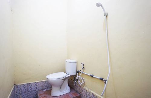 Manado House | SPOT ON 2530 Tiga Mas Inn