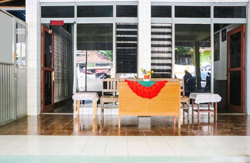 Kupang Hotel | SPOT ON 91212 Hotel Kelimutu
