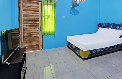 Central Lombok Hotel | SPOT ON 91811 Rumah Inap Bunda Nurhayati