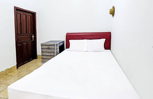Lombok Hotel | SPOT ON 91982 Dani HomestayNearSesaot Lodge