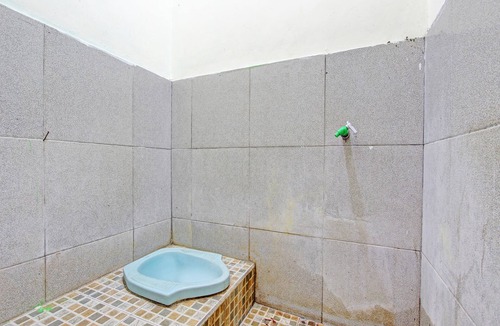 Temon Hotel | SPOT ON 92220 Sari Laut