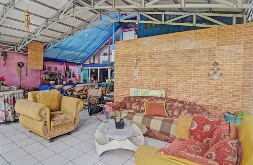 Tondano Hotel | SPOT ON 92278 Hotel Vorel