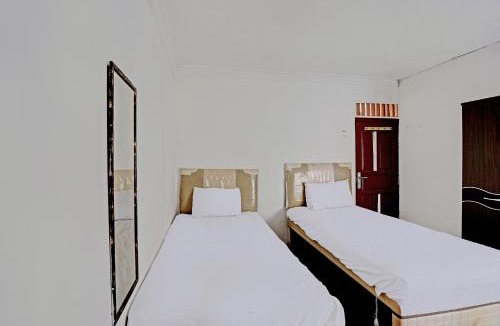 Kotabangun Hotel | SPOT ON 92529 Penginapan Wisma Bintang Syariah Near MTs Al Ma'arif Kota Bangun