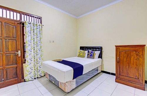 Prambanan Hotel | SPOT ON 93007 Guest House Lestari