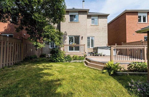 Orangeville House | Spotless Bright Home By The Headwaters In Orangeville!