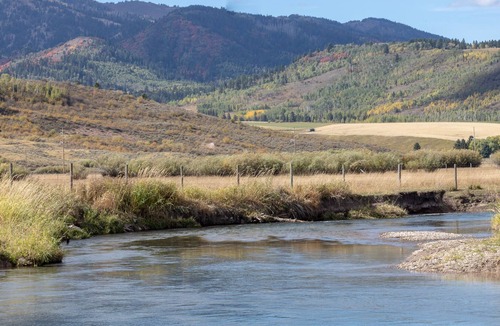 Star Valley Ranch Cabin | Spotted Moon Ranch - River Front - Tiny Home