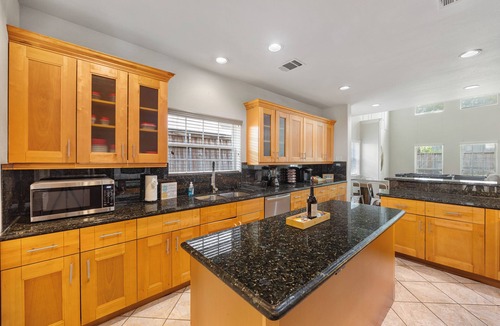 Richardson House | Sprawling 7 Bedroom Home w/Gamerooms