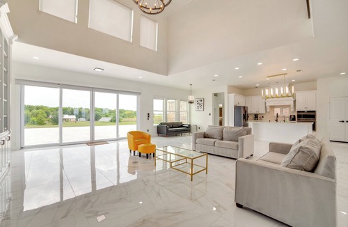 Weston House | Sprawling Countryside Home in Dallas Area