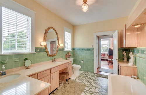 Daytona Beach Villa | Sprawling Daytona Beach Villa < 1 Mi to Beach!
