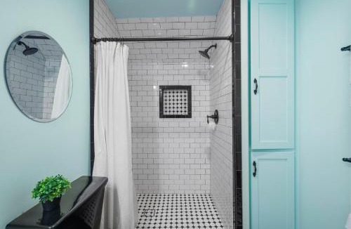 East Canyon Villa | Sprawling Escondido Estate Garden Pool Games ADU's