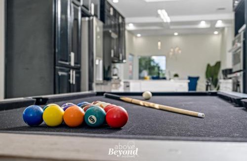 Denver Heights House | Sprawling Home w Rooftop Spot