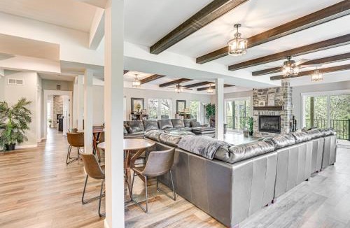 Lake Delton Villa | Sprawling Wisconsin Dells Home with Deck and Fire Pit