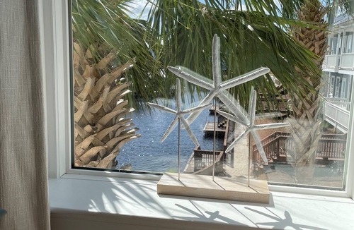 Waterside Village Condo | Spring and Summer Discounts for early bookings-Very Spacious, 2 Master Suites