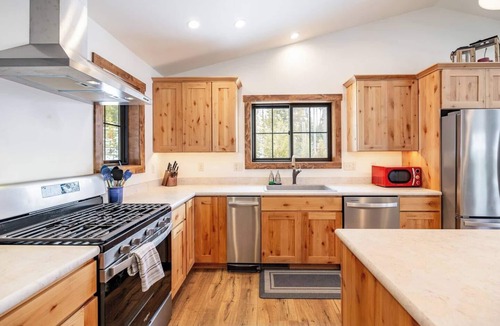 Georgetown Cabin | Spring at the Lake available now!