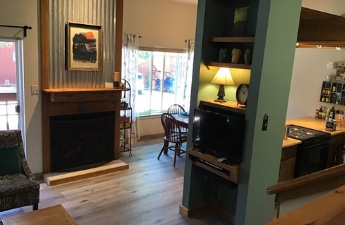 Angel Fire Condo | SPRING BREAK COMING. Reserve now with 10% discount! Last Minute booking special.