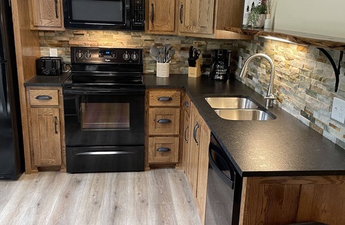 Branson Resort | Spring Break Special! LakeFront 4BR/2BA Lake Taneycomo