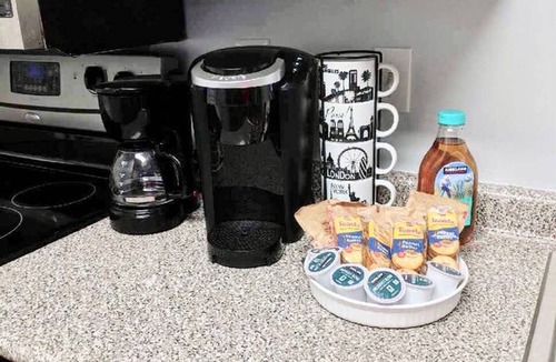 Rutledge Hill Condo | Spring Break! Walk 2 Bars! Free Parking! #644!