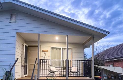 Nowra House | Spring Cottage