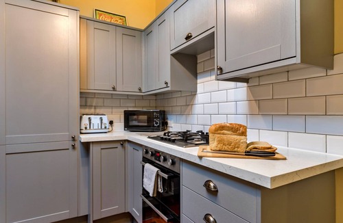 Tunstall House | Spring Cottage by Interhome