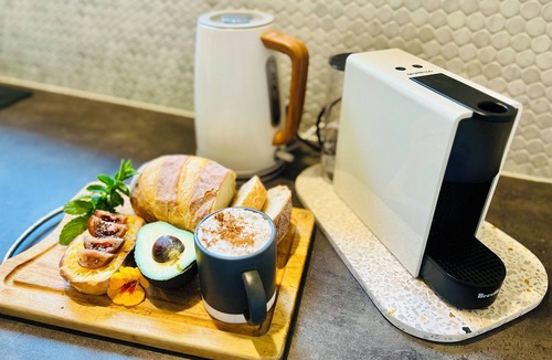 Torquay Apartment | Spring Creek Studio Torquay - A Hidden Gem