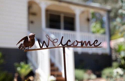 Hepburn Springs House | Spring Creek Cottage Hepburn - Secluded Pet Haven