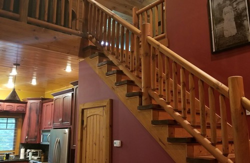 Johnson City Cabin | Spring Dates are open-Riverfront-Watauga River-Trophy Section.